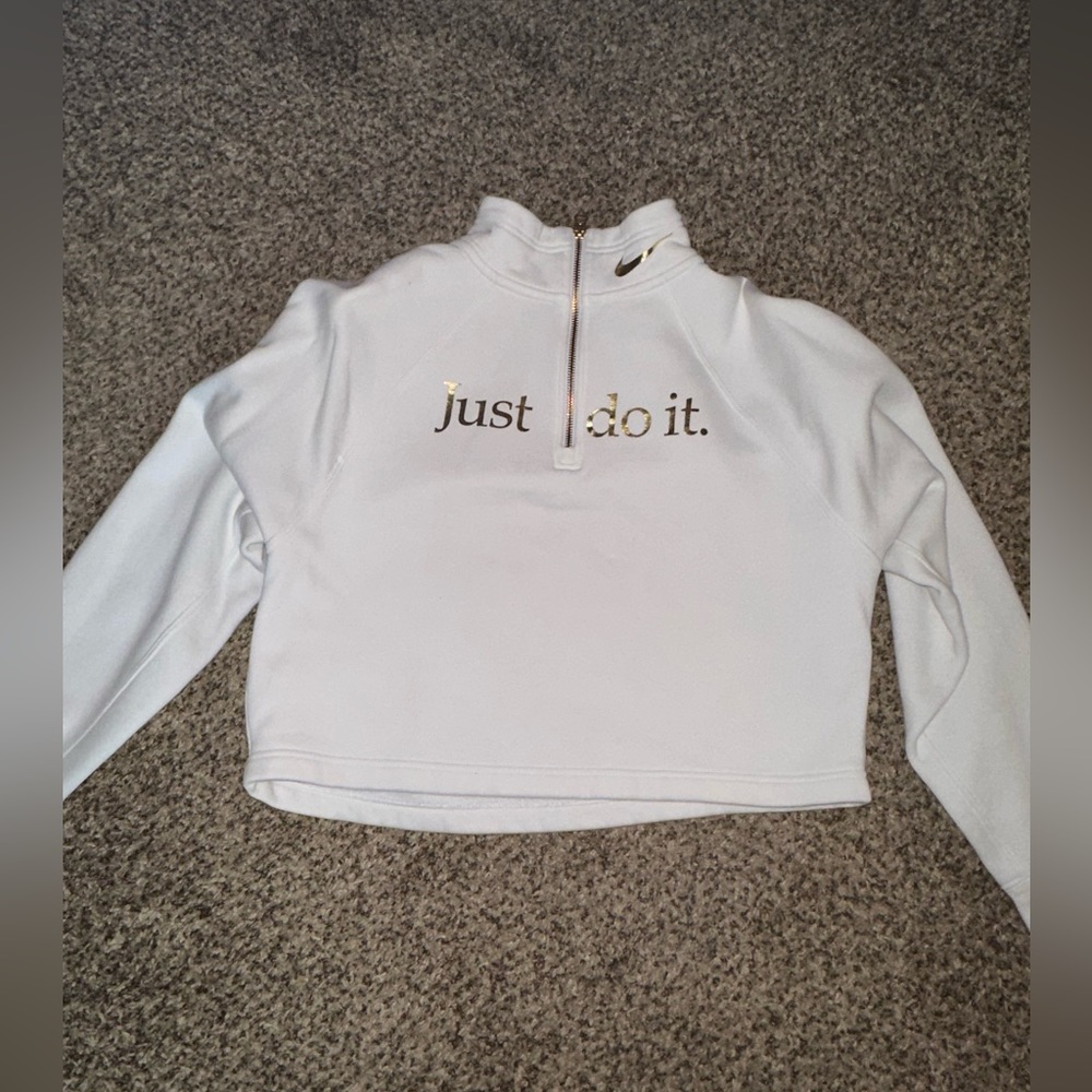 Nike Cropped Sweater
